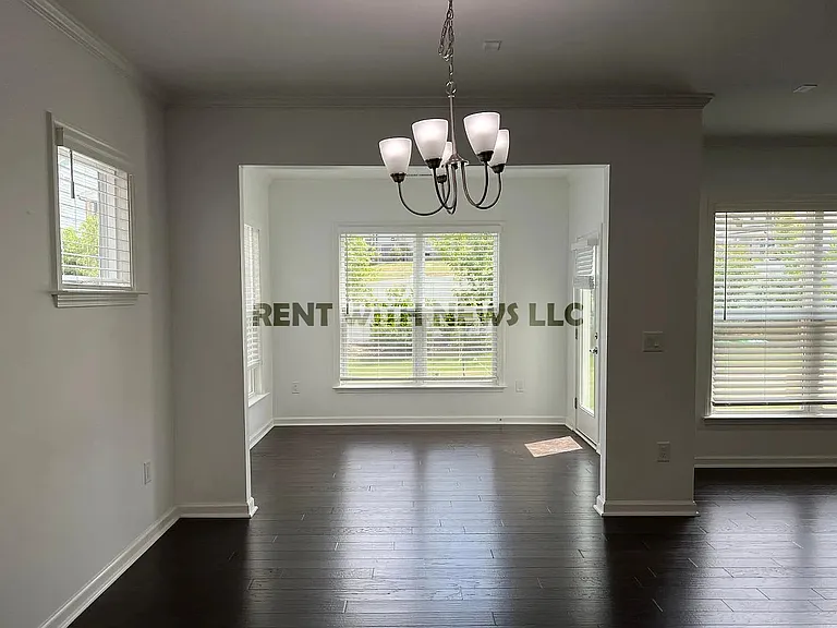 2608 Jazzy St — Photo 16