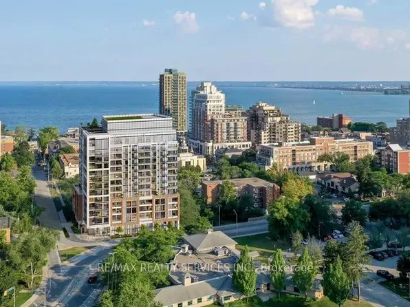 2088 James St, Burlington, ON