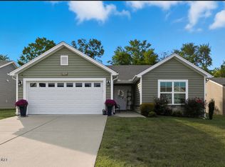 10906 Hidden Trail Ct, Louisville, KY 40229