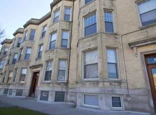 1101-11 W. Grace St., Chicago, IL 60613