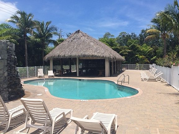 5th image of 4420 Bonita Beachwalk Dr Unit 301