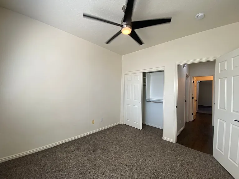 3427 E Sweetwater Springs Dr — Photo 15