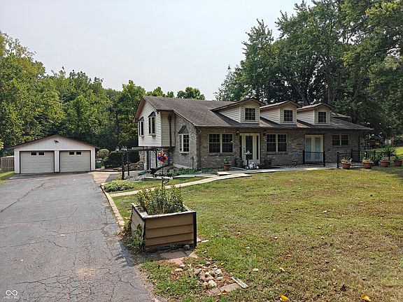 3rd image of 6691 E County Road 300 S