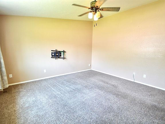 5th image of 3204 Collins Ave