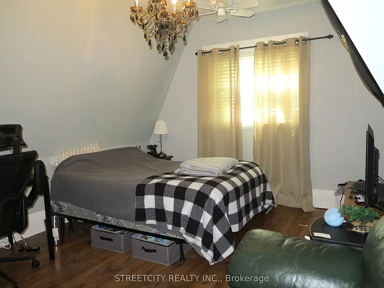 173 Mount Pleasant Ave — Photo 17