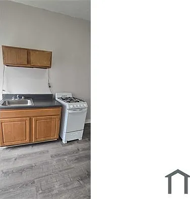 Studio, 300 sqft, $1,200 — Photo 2