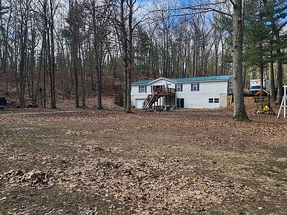 2nd image of 5897 N Wayne Ave