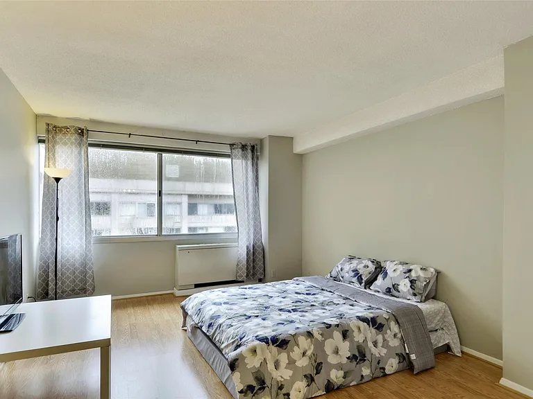 4515 Willard Ave #2421S — Photo 19