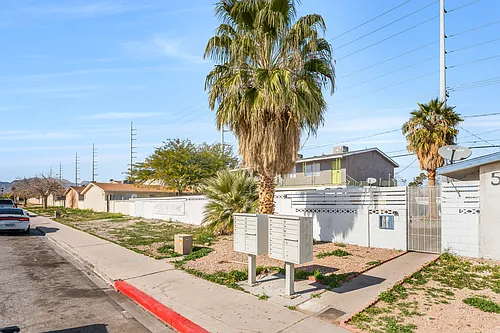 5104 Pebble Beach Blvd Photo 1