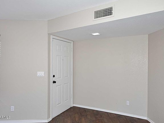 4th image of 8464 W CAMPBELL Avenue