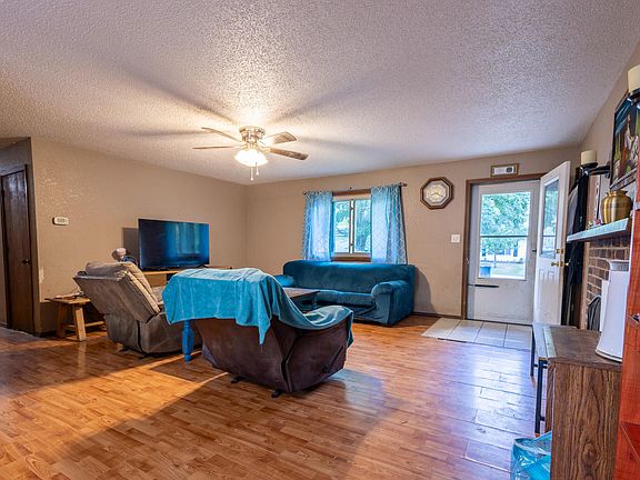 5th image of 137 W Cline Street