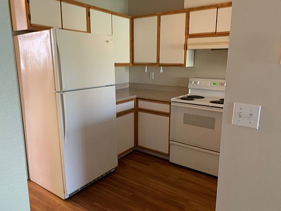 5th image of 2001 Garden Ave #19