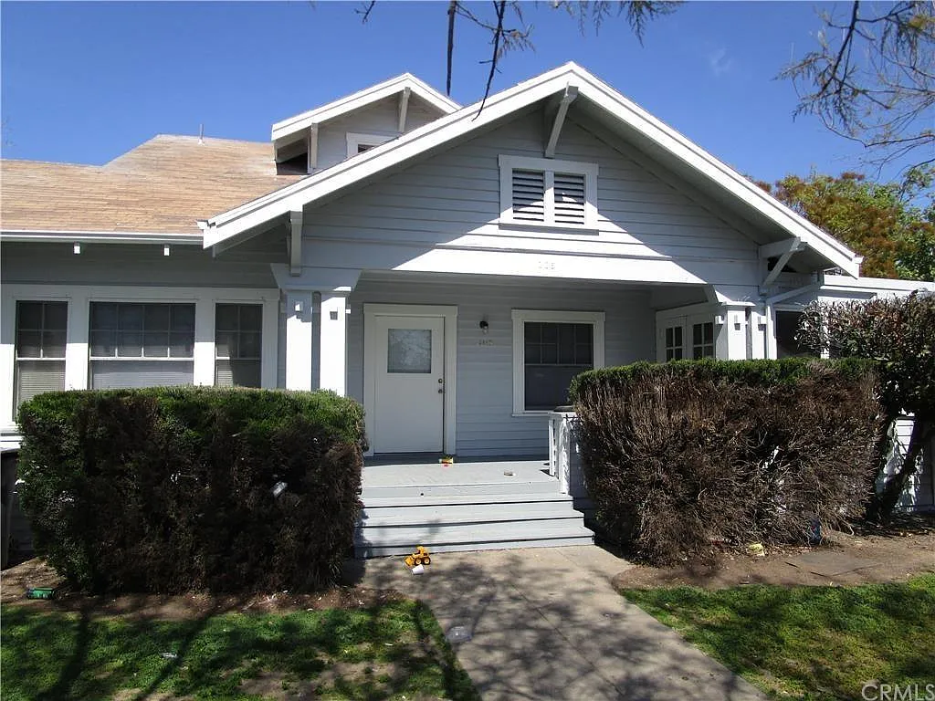 W 19th St, Merced — Photo 1