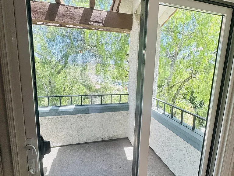 1554 Apache Dr #D — Photo 8
