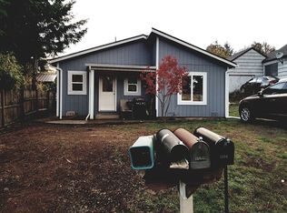 1240 Fern Ln, Sweet Home, OR 97386