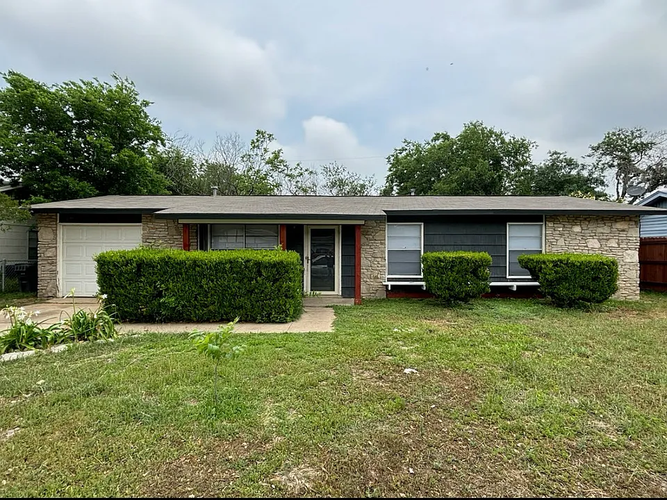 7211 Westglade Dr