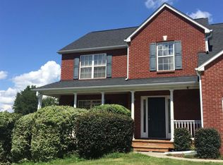 395 Plantation Ridge Ct, Loganville, GA 30052