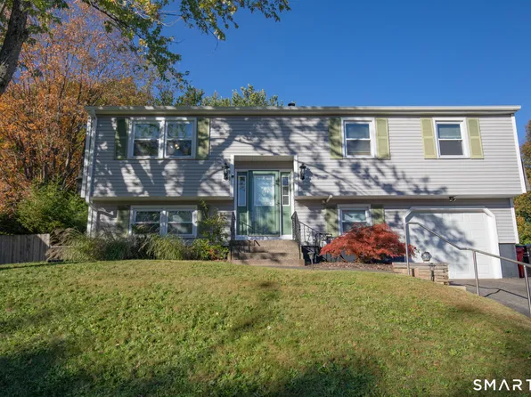 46 Sunrise Hill, Meriden, CT 06451