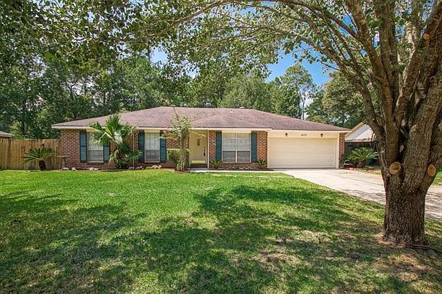1st image of 407 Driftwood Cir