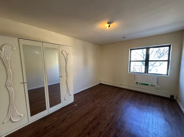 901 East 180th Street image 2 of 9