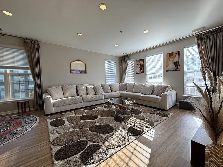 15505 John Diskin Cir — Photo 18
