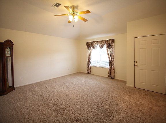 3rd image of 3635 Lake Arthur Dr