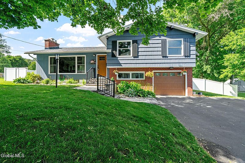2nd image of 21 Jane Drive
