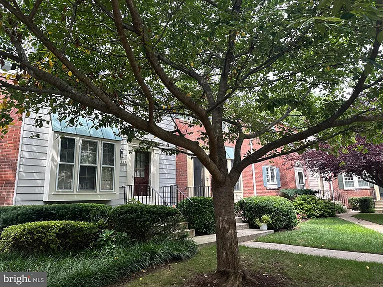 4847 Chevy Chase Dr #172 — Photo 19