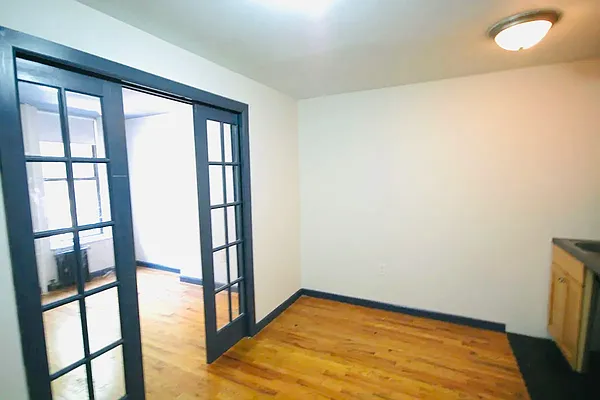 Rented by Highline Residential | media 9