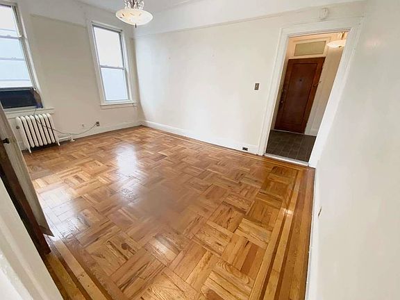 3rd image of 25-32 34th St #2M