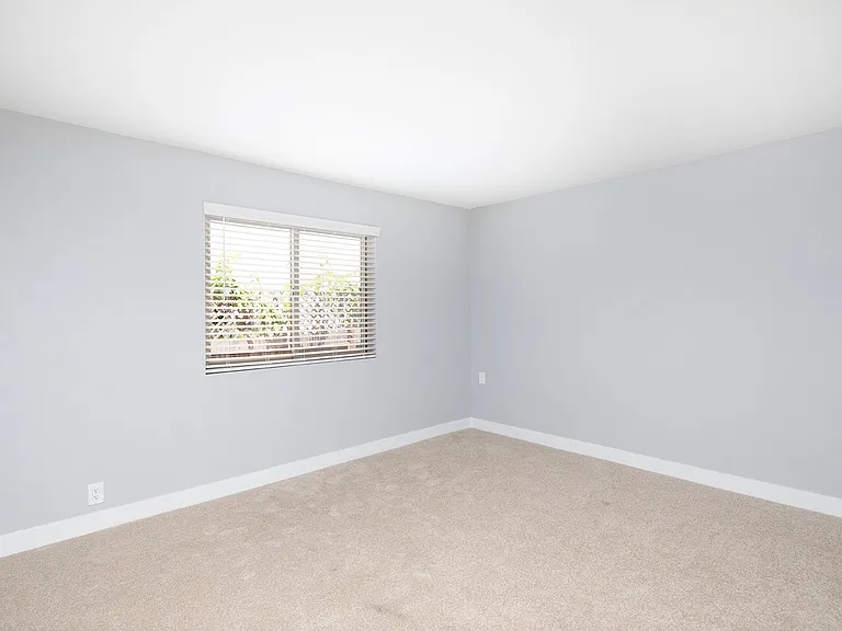 7601 Eads Avenue — Photo 12