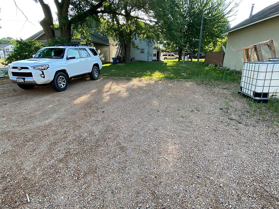 Back parking area