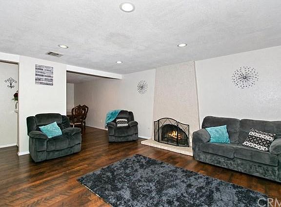 2nd image of 8995 Laurel Ave