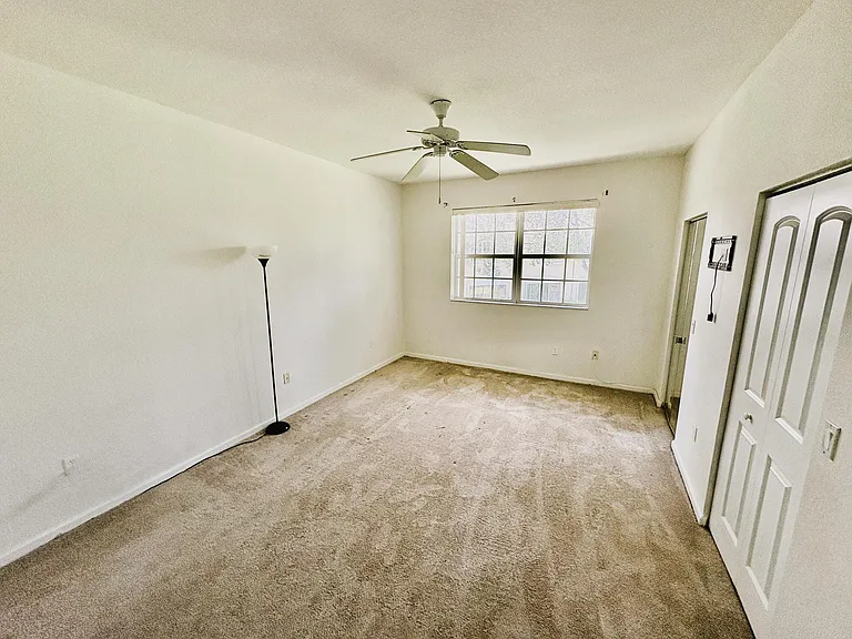 721 NW 42nd Ave — Photo 16
