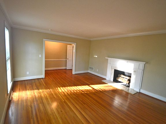 2nd image of 712 Torrence Dr