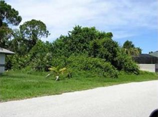 2481 SE Gilbert Ave, Port Saint Lucie, FL 34952