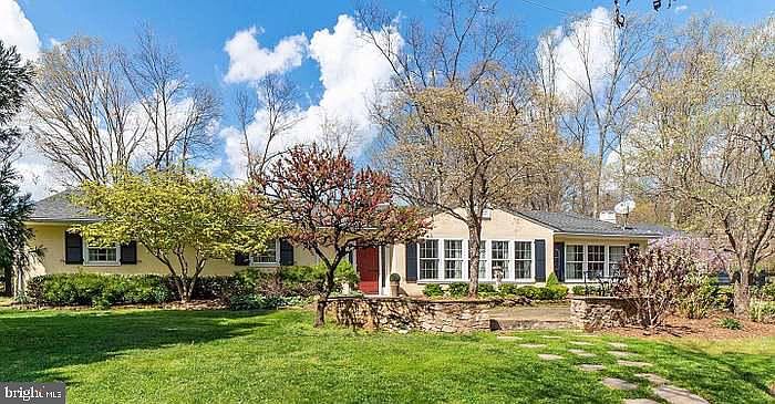 1st image of 5556 Merry Oaks Rd