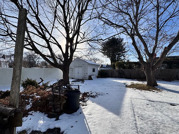 4th image of 528 Jayne Blvd #1F