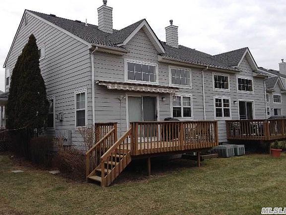 2nd image of 117 Sprucewood Blvd