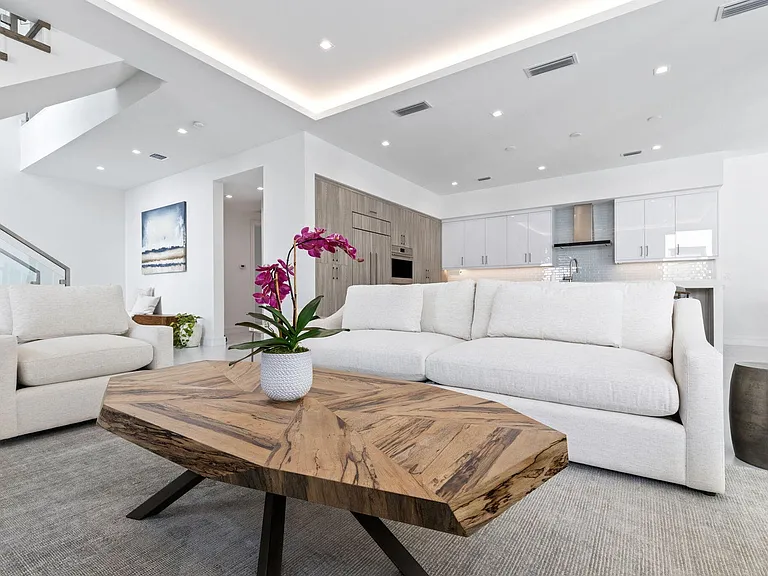 406 Ocean One Ln — Photo 3