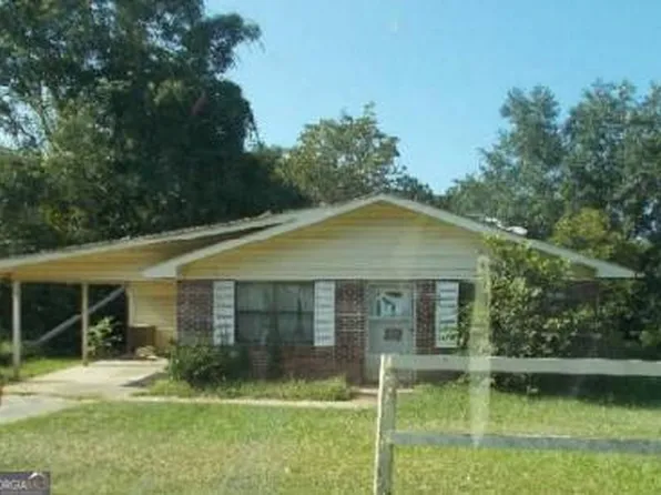 494 Spring St, Toccoa, GA 30577