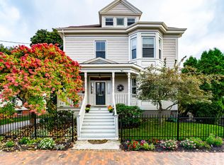 32 Lincoln St #1, Portland, ME 04103