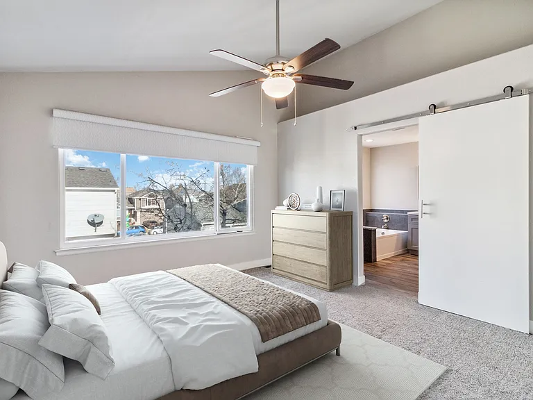5357 E Hamilton Ave — Photo 26