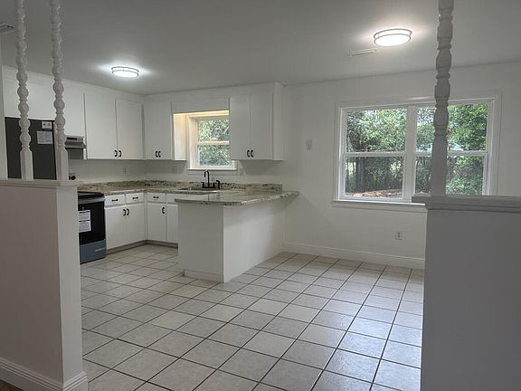 5th image of 3020 Nottingham Way