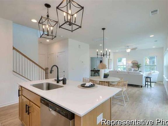 5th image of 2707 Wood Valley Rd #19
