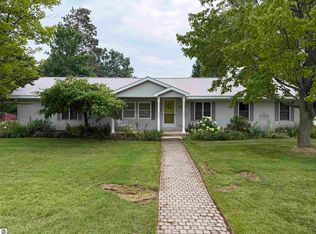 102 Paw Paw St, Kalkaska, MI