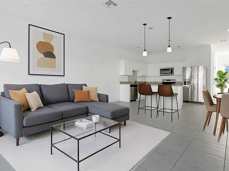 3335 Azolla St — Photo 4