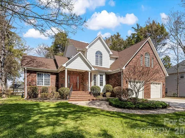 8380 Rocky River Rd, Harrisburg, NC 28075