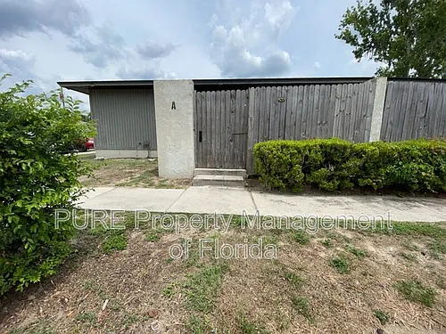 5420 SE 29th Pl #A Photo 1