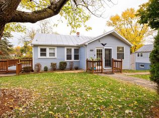 1823 Orchard Ln, Staunton, VA 24401